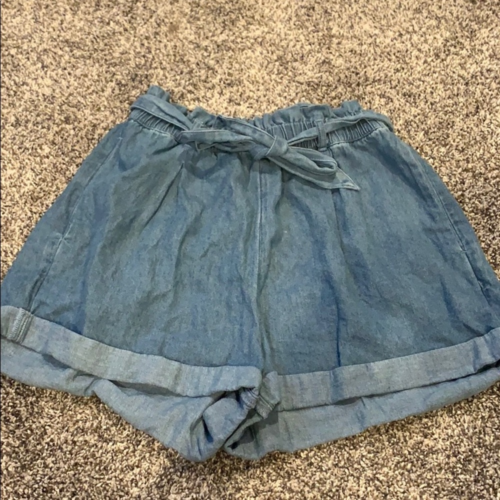 Paper bag shorts